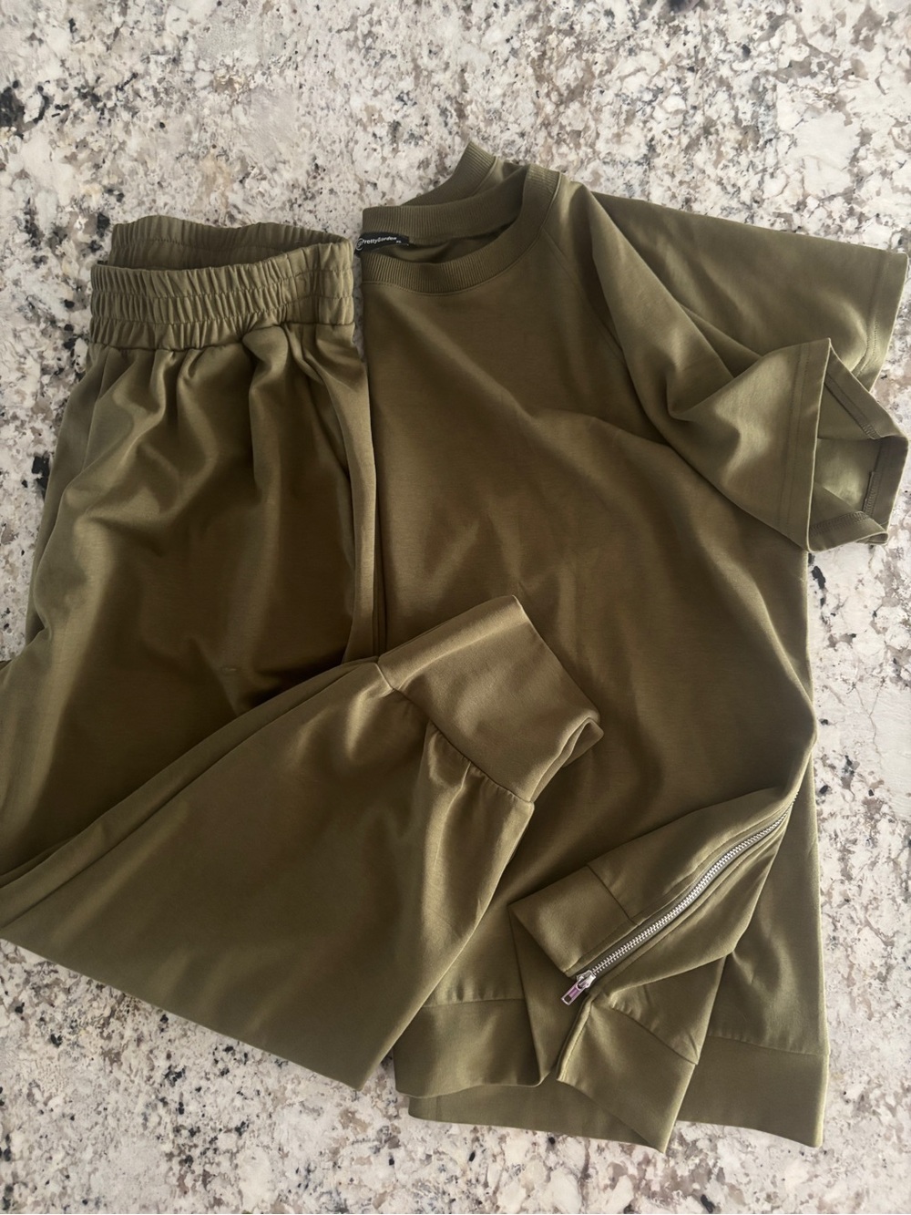 Two-piece set in Olive Green supersoft cotton blend. NWT top and jogger pants.